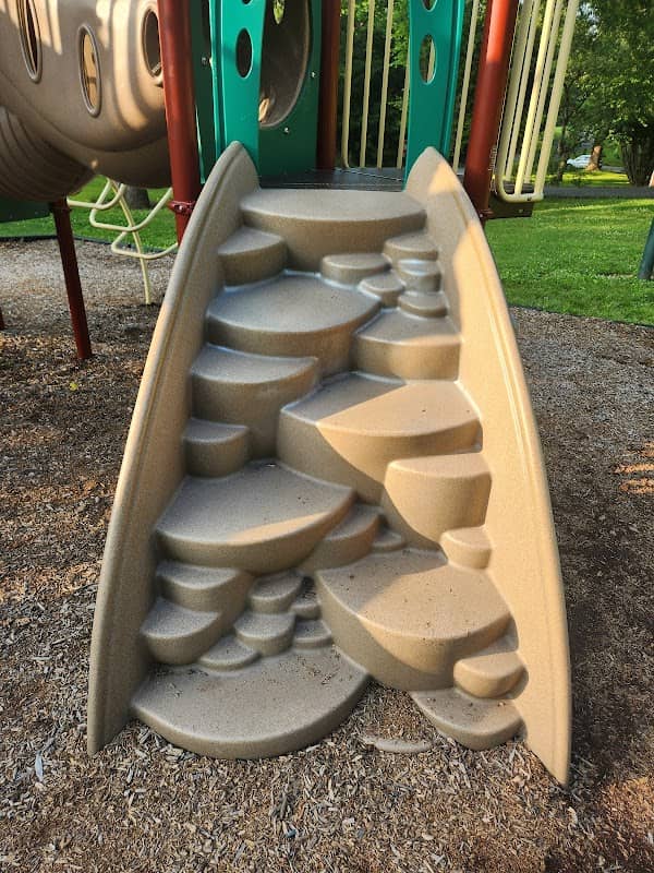 Second Street Park - Image 2