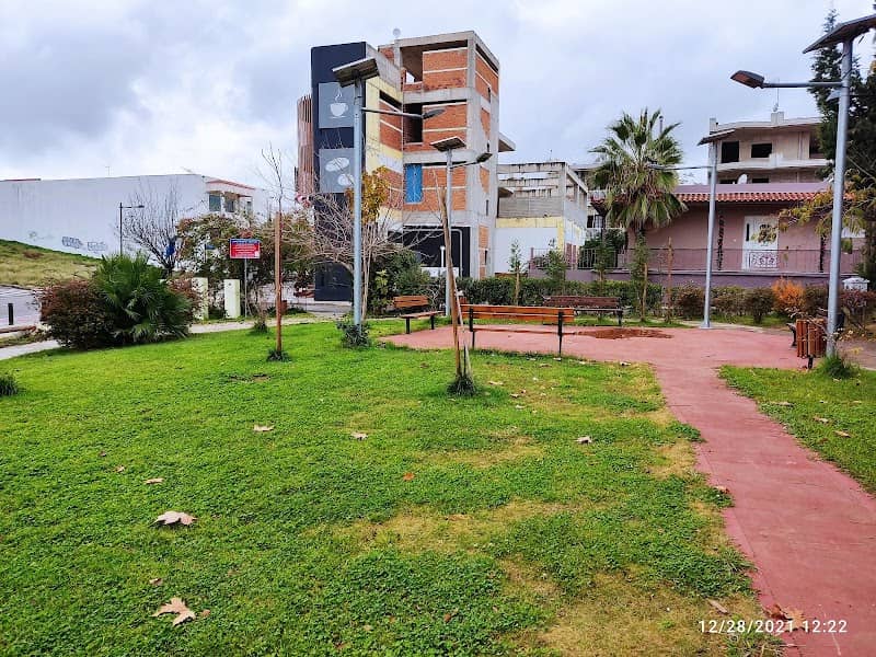 Park - Image 1