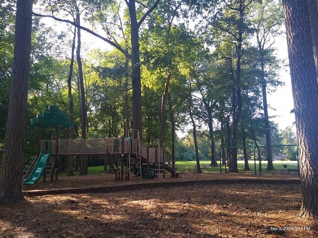 Nicewood Park - Image 1