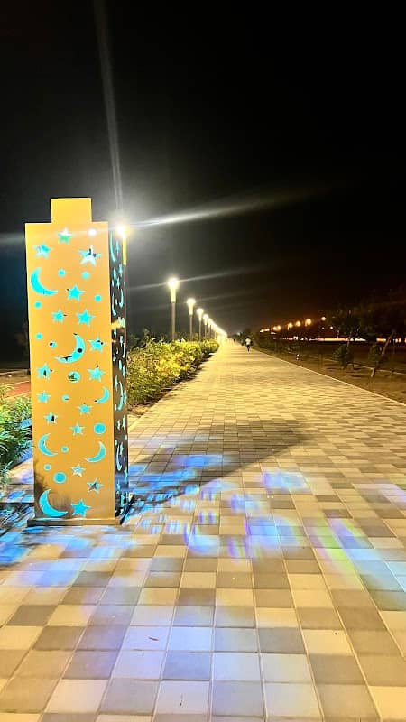 Kareeb Walk - Image 2