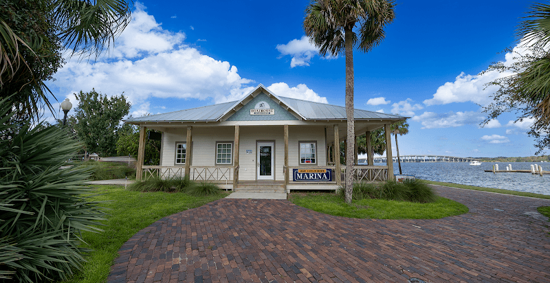 Boathouse Riverfront Park - Image 1