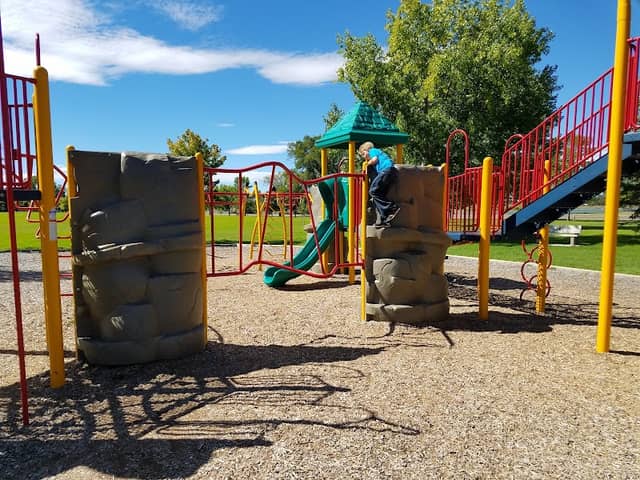 Gibson Park - Image 1