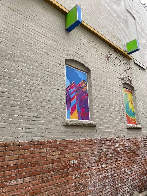 Fancy alley - Image 1