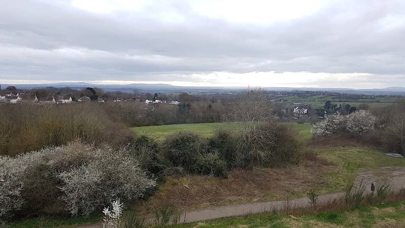 Beacon Hill - Image 1