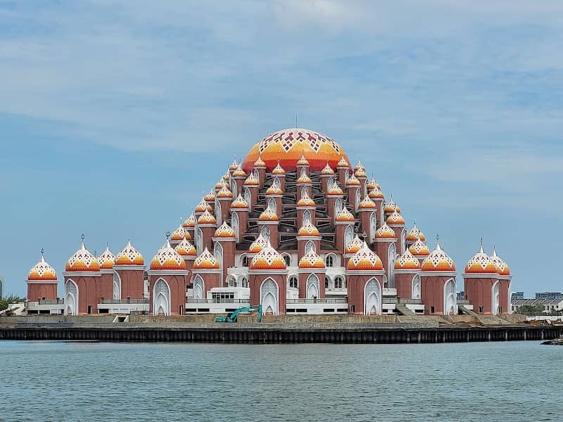 Pantai Losari - Image 1
