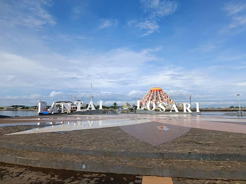Pantai Losari - Image 3