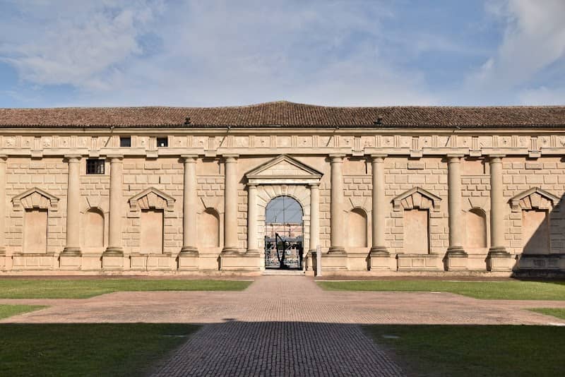 Te Palace - Image 2