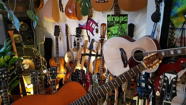Gitarrenmuseum - Image 1