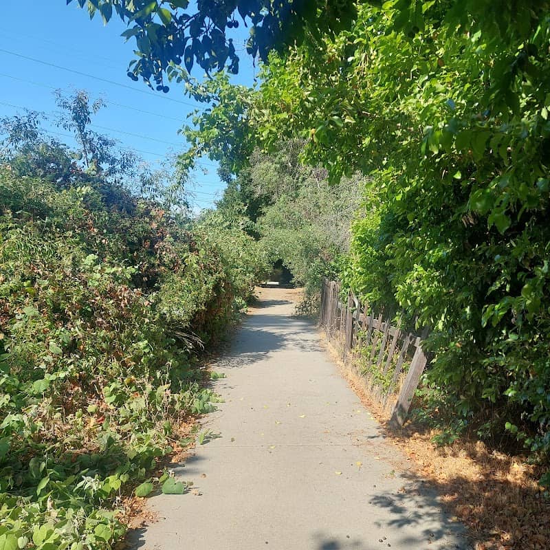 Whittier Narrows Nature Center Associates - Image 2