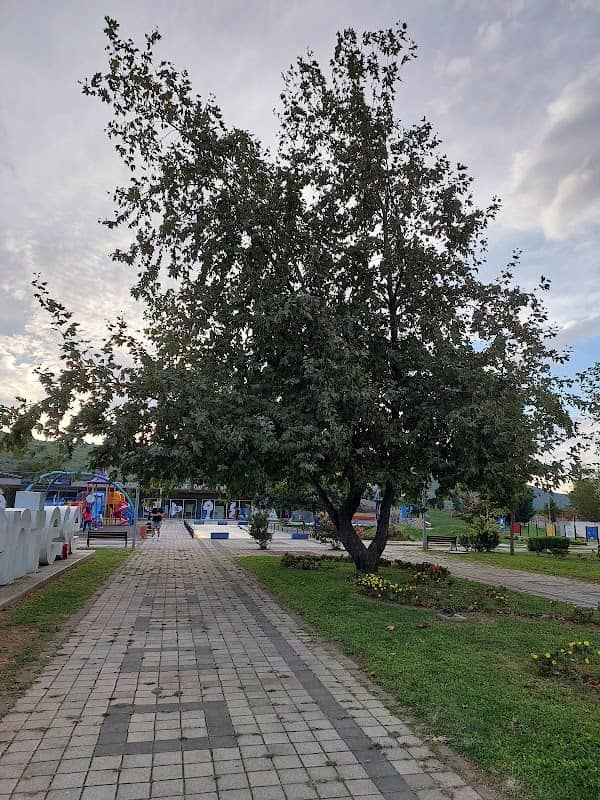 Child park - Image 1