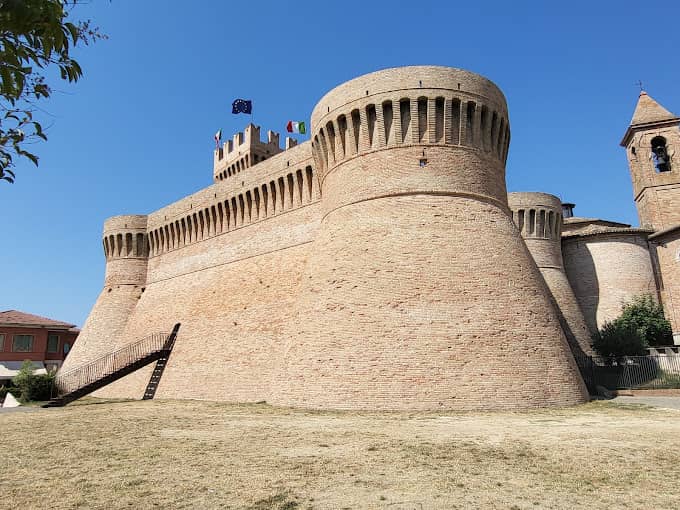 Urbisaglia Fort - Image 1