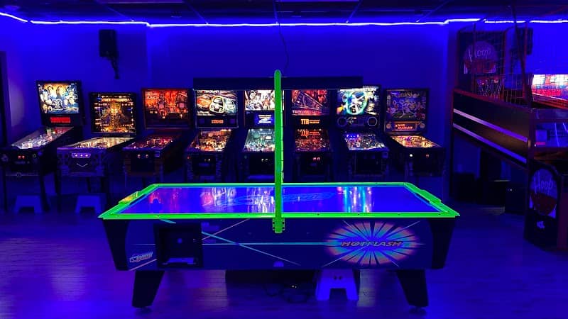 Pixel Planet Arcade - Image 1