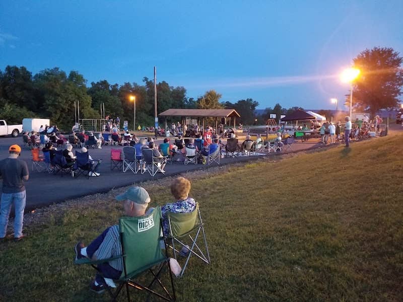 Greers Ferry City Park - Image 1