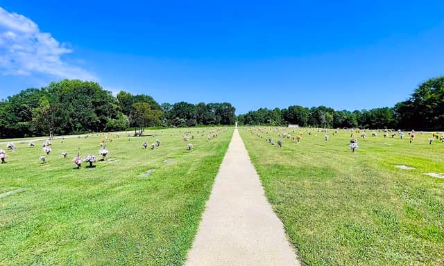 Pacolet Memorial Gardens - Image 2