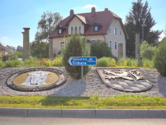 Der griechische Kreisel - Kreisverkehr der Städtefreundschaft Amberg Trikala - Image 1