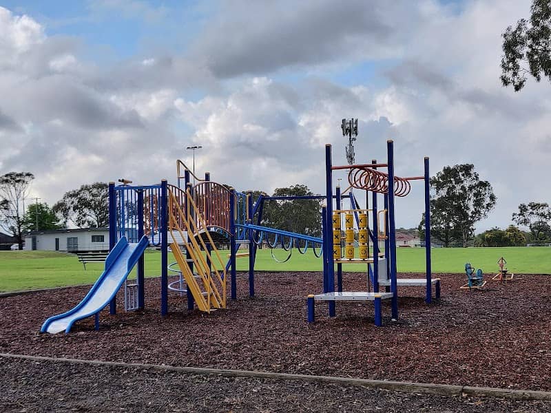 Middleton Park - Image 2