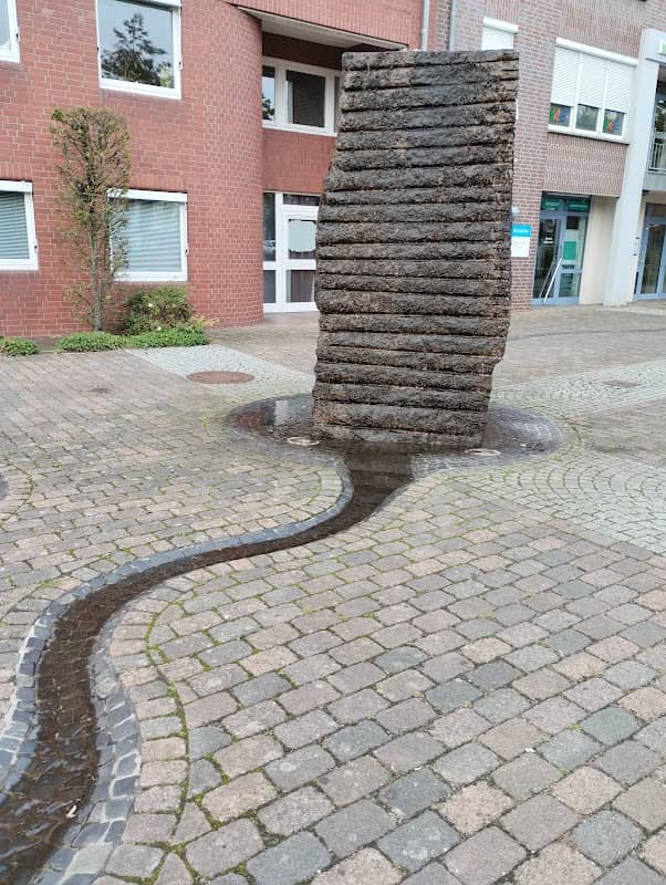 Pingel-Anton-Brunnen - Image 1