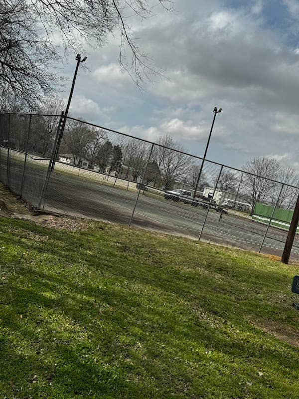 Minnie Cox Park - Image 1