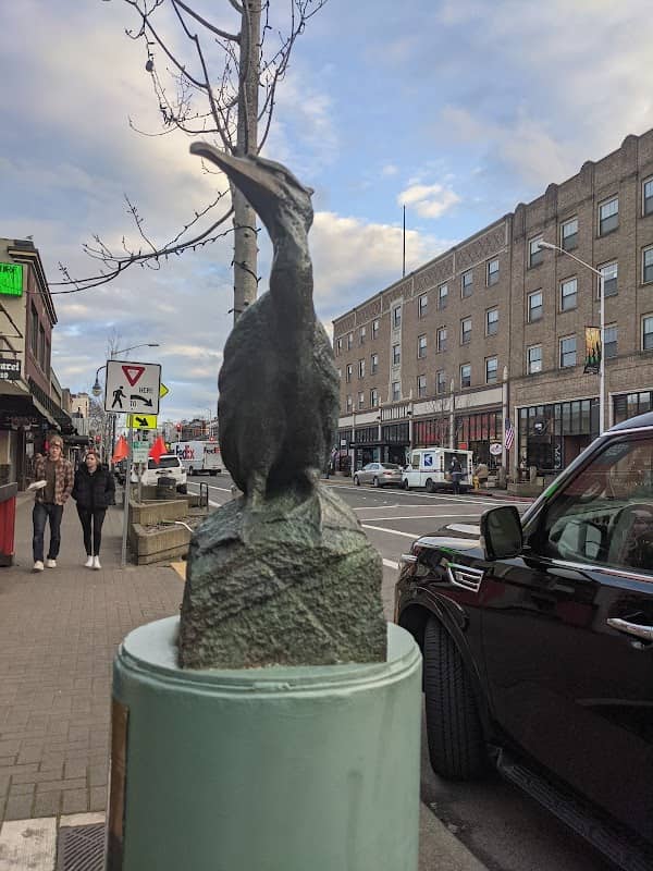 Art on the town sculpture - Image 1