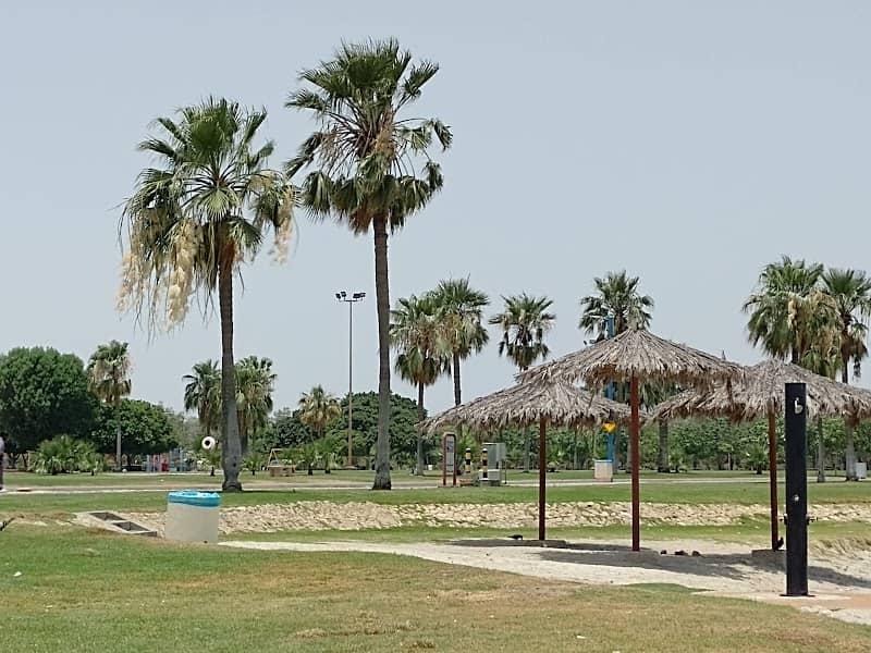 Al nakheel beach - Image 1