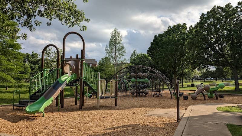 Kinningham Park - Image 2