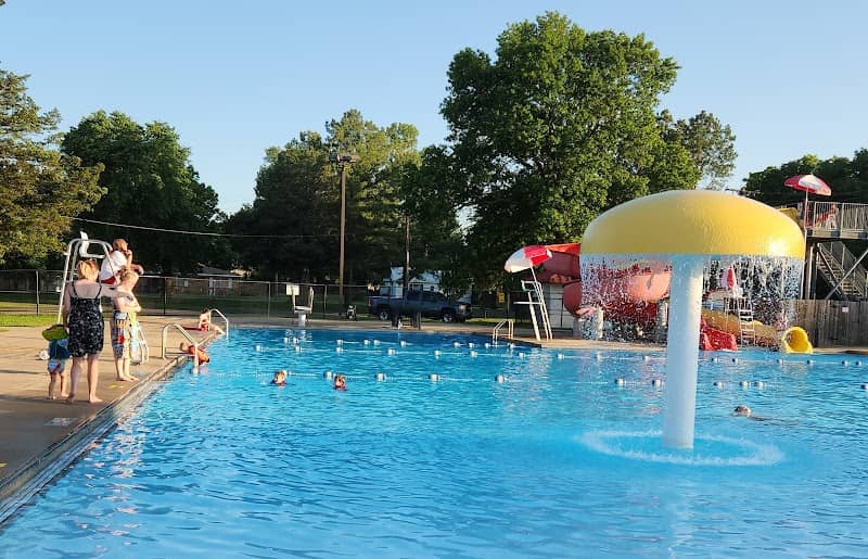 Maple Park - Image 2