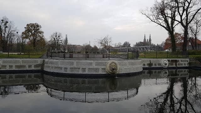 Fontanna Marina Park - Image 1