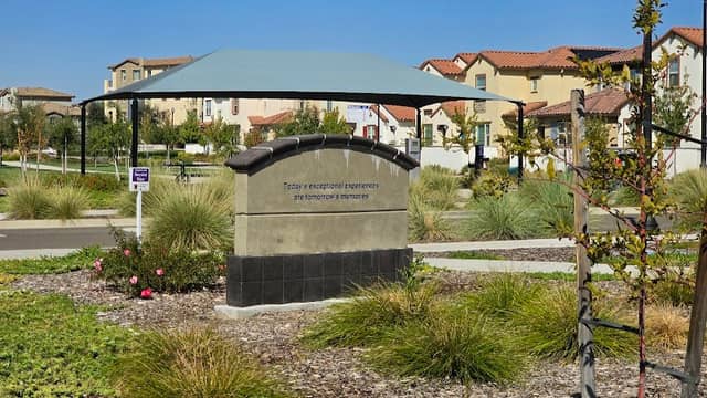 Crimson Ridge Park - Image 2