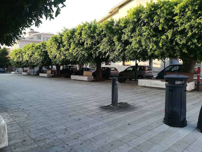 Piazza - Image 1