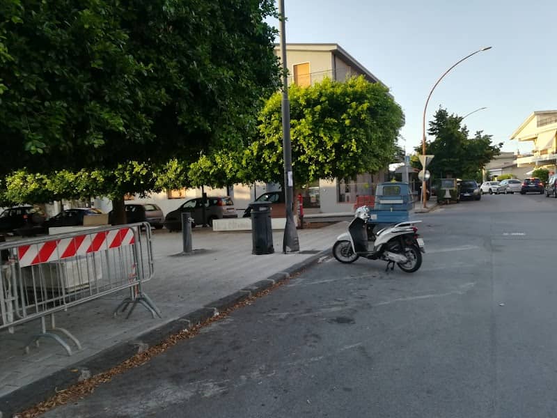 Piazza - Image 2