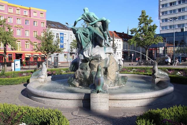 Brunnen "Rettung aus Seenot" - Image 1