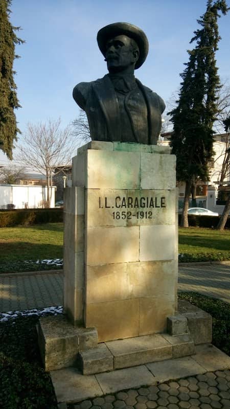 Ion Luca Caragiale’s bust - Image 1