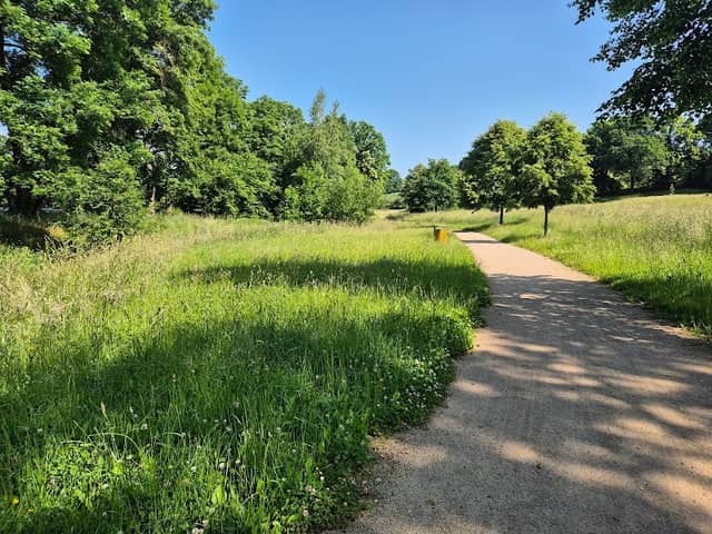 Schloß Park - Image 1