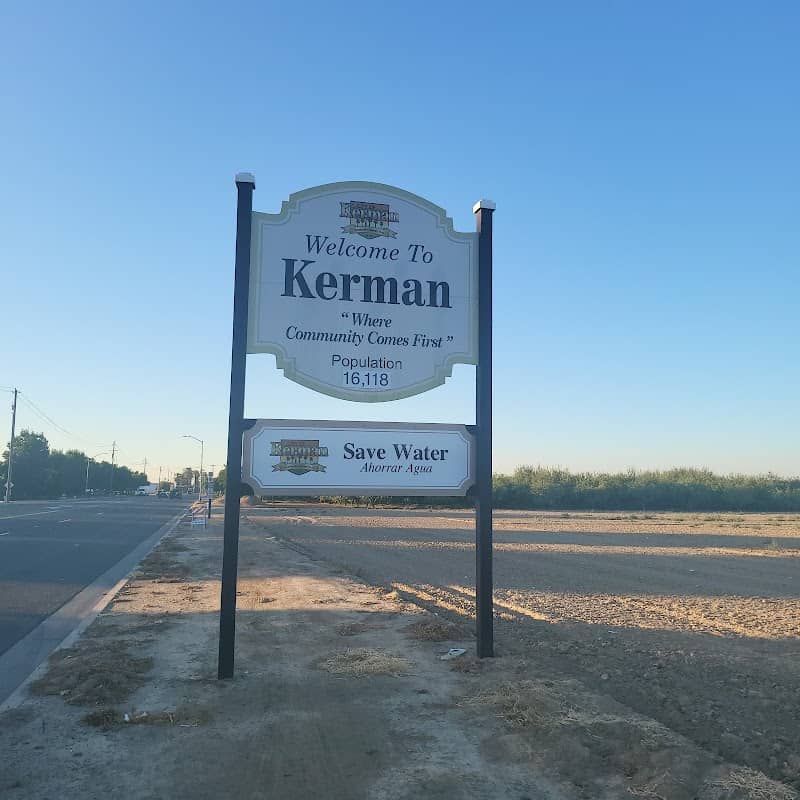 Kerman Welcome Sign - Image 1