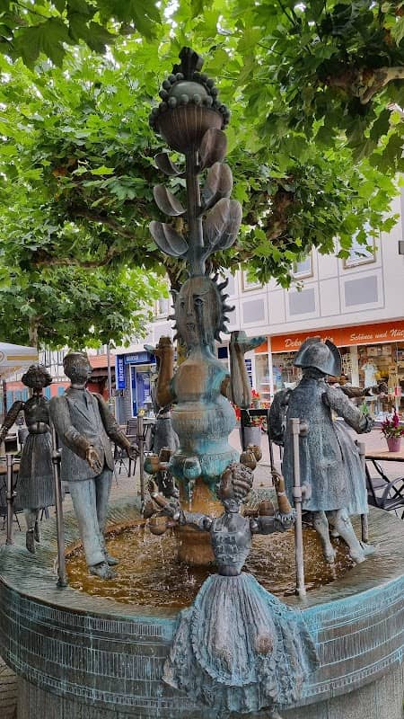 Brunnen des Kurgastes, Bad Soden am Taunus - Bonifatius Stirnberg (1980) - Image 2