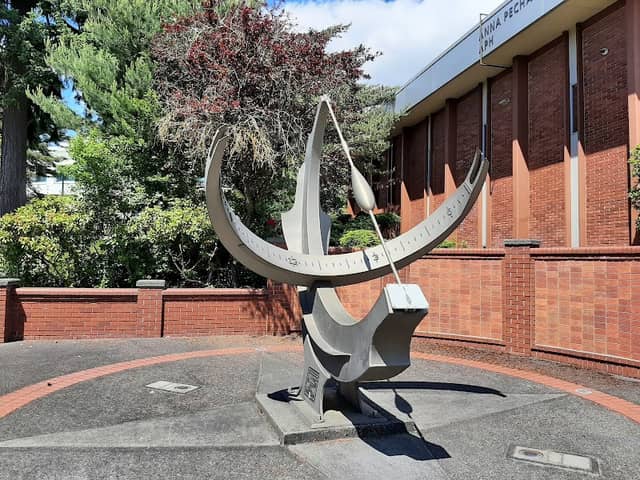 Sundial - Image 2