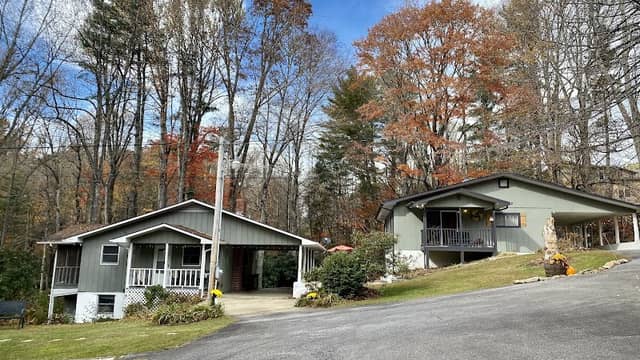 Parrish Mountain Retreat - Image 1