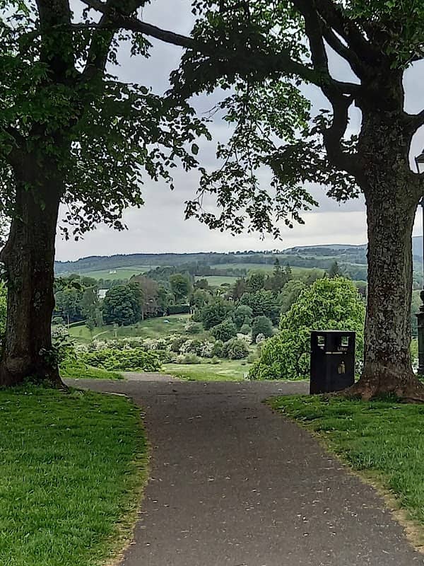 Peel Park Gates - Image 2