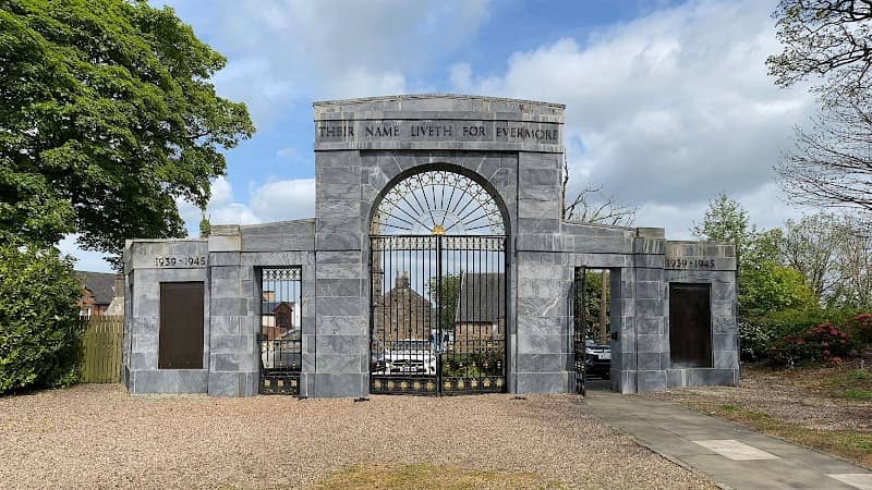 Peel Park Gates - Image 1