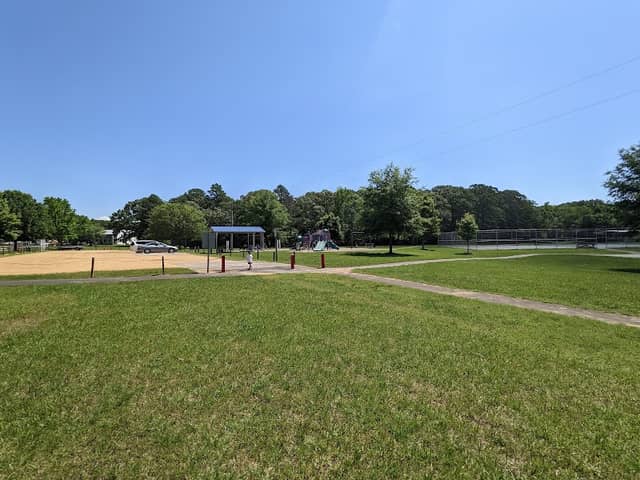 Cardinal Gibbons Memorial Park - Image 2