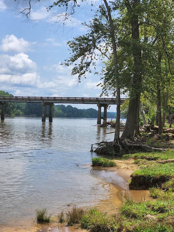 Tuckertown Reservoir High Rock Dam Picnic And Fishing Access - Image 1