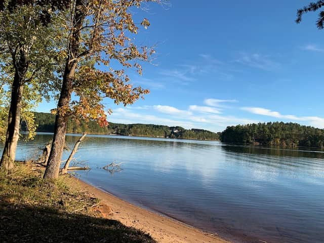 Lakeside Park - Image 1