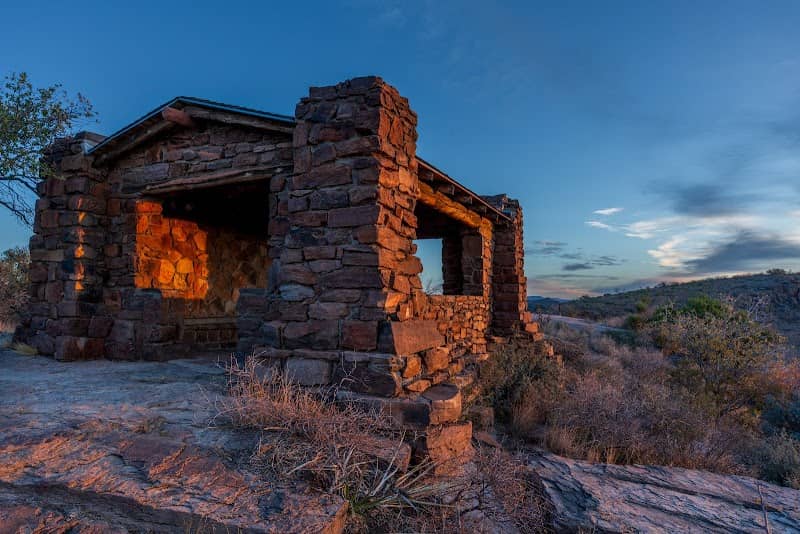 Lookout Shelter - Image 3