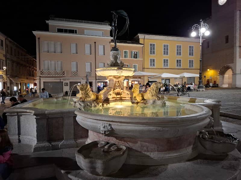 Fontana della fortuna - Image 1