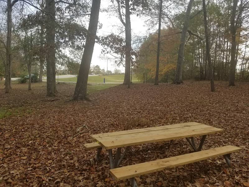 Moores Mill Park - Image 2