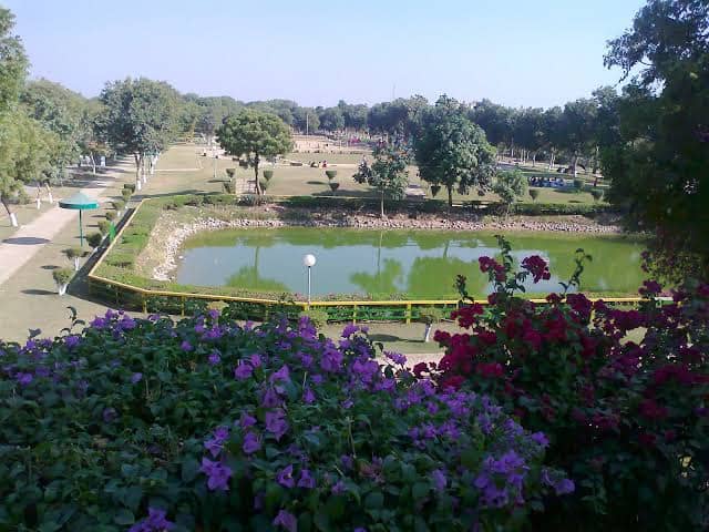 Quaid-e-Azam Park - Image 1