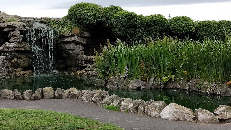 Promenade Grotto - Image 1