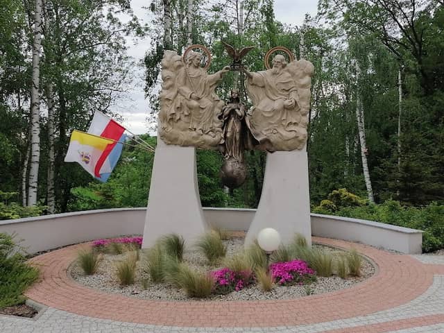 Ogród Tajemnic Maryjnych - Image 1
