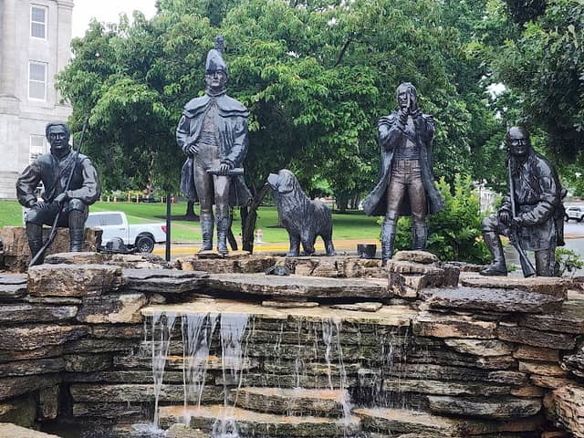 Lewis and Clark Monument - Image 2
