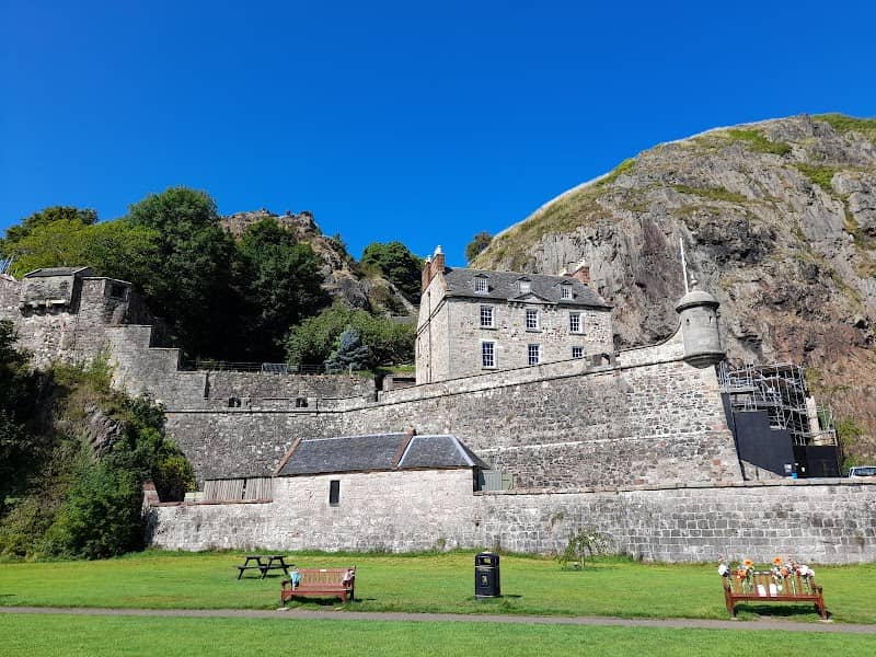 Dumbarton Castle - Image 2